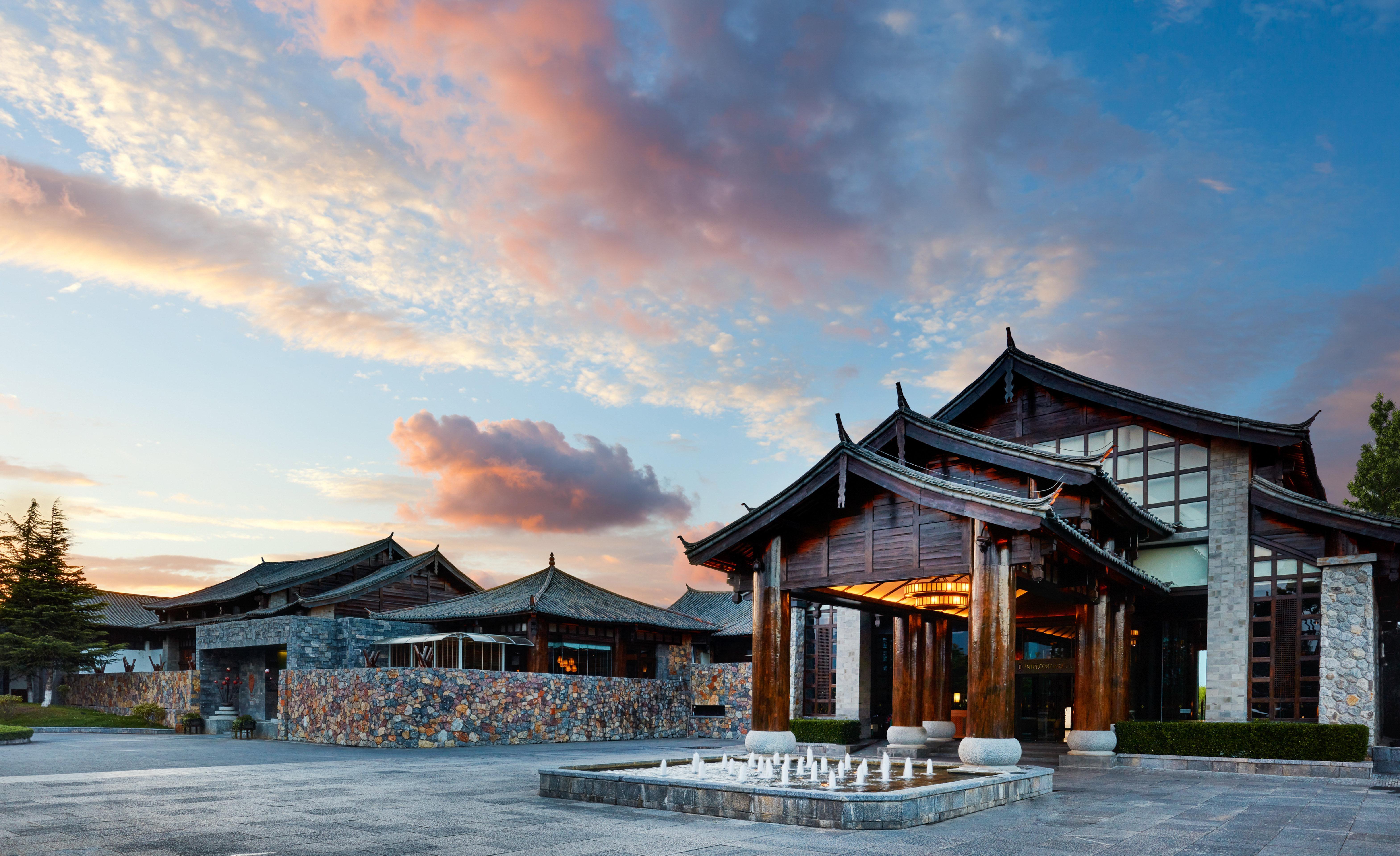 Intercontinental Lijiang Ancient Town Resort, An Ihg Hotel Kültér fotó
